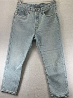 Levi’s Women’s Premium 501 Straight Light Blue Jeans Cropped 31/26